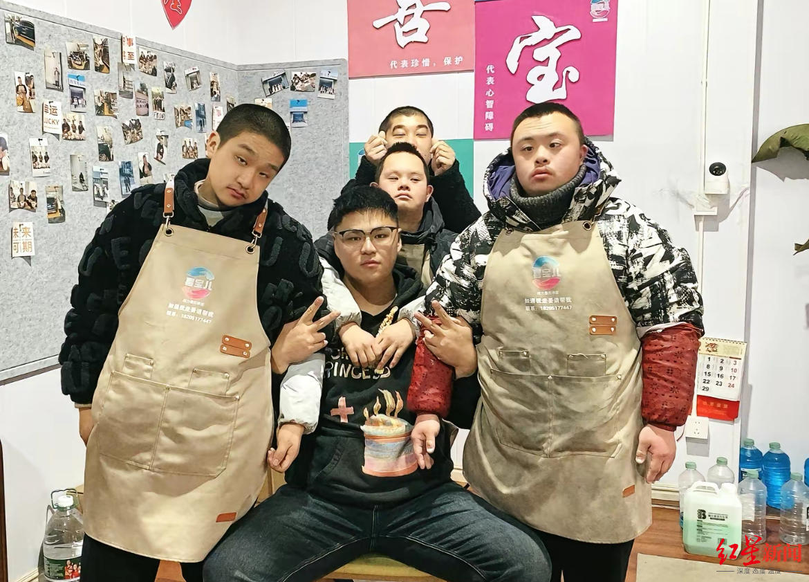 举重冠军退役后工作是什么_举重运动员退役干什么_举重冠军退役后的悲惨