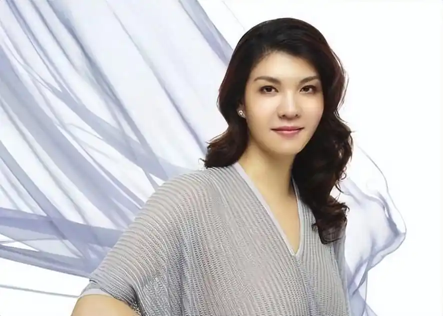 保定游泳奥运冠军女人是谁_保定的游泳冠军_游泳奥运冠军女保定人是谁