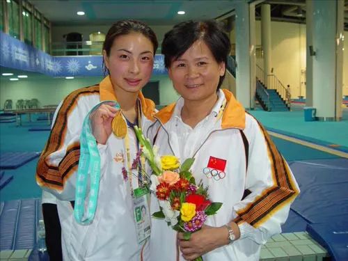保定游泳奥运冠军女人是谁_保定游泳奥运冠军女人是哪位_游泳奥运冠军女保定人是谁