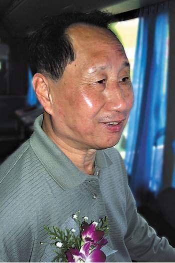 男子举重冠军_中国男子举重冠军日常训练_男子举重冠军2021