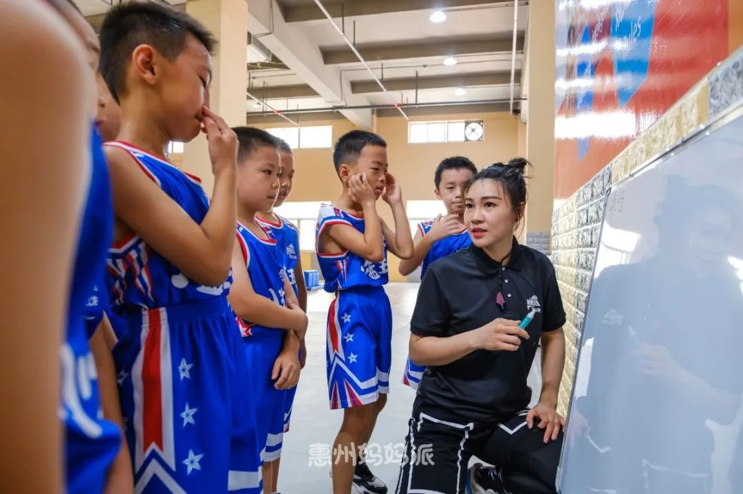 打篮球技巧投篮手势图片_篮球手势_篮球手势头像