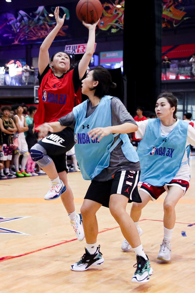 NBA 3X三人篮球挑战赛长沙站圆满落幕，“三秒区”篮球队获得冠军