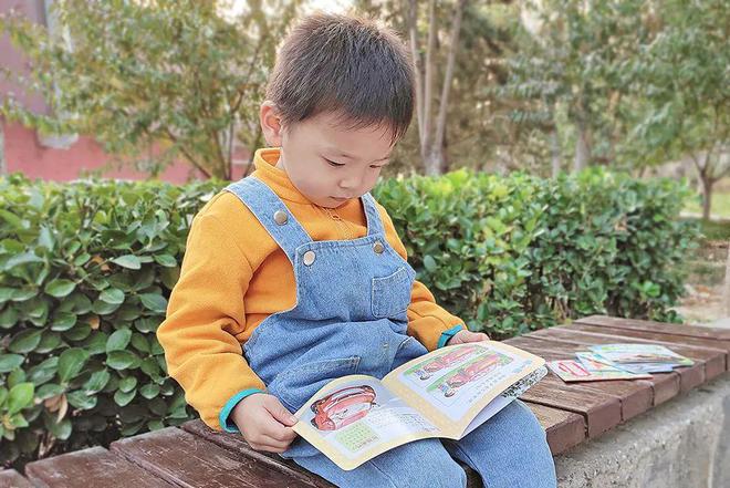 小孩生活百科书籍_百科书对孩子的好处_儿童生活百科全知道书籍